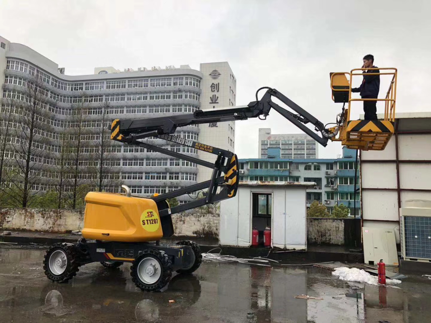 連云港高空平臺作業(yè)車